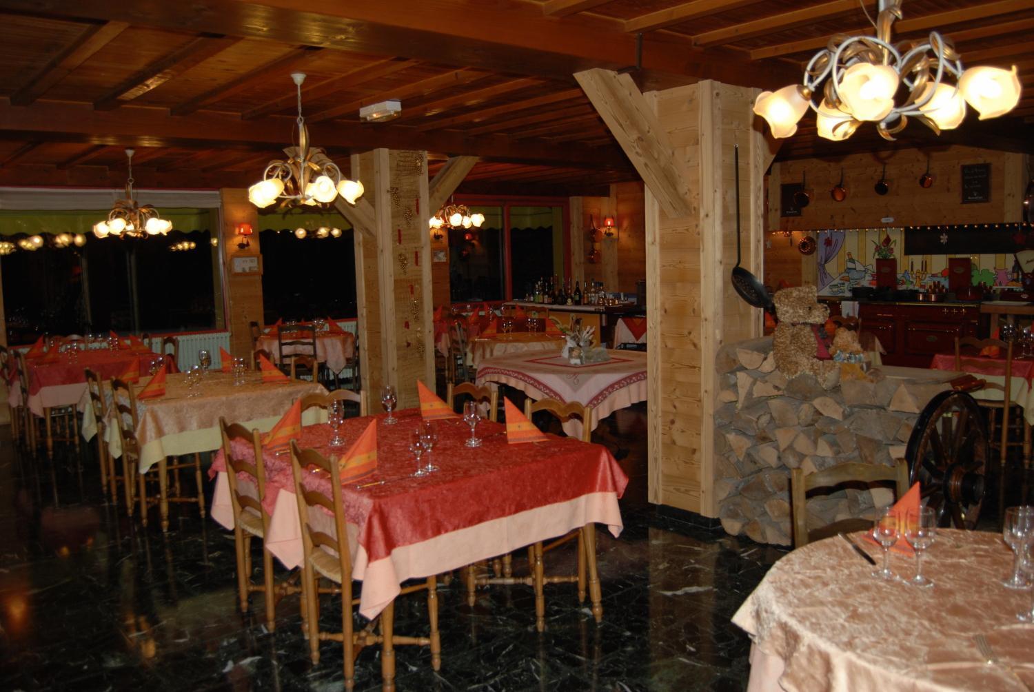 Hotel De La Couronne 미주 외부 사진